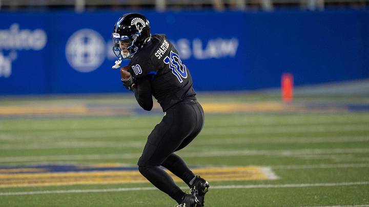 Nov 1, 2025; San Jose, California, USA; San Jose State Spartans wide receiver Danny Scudero (10) catches a pass for the first down against the Hawaii Rainbow Wahine during the second quarter at CEFCU Stadium. Mandatory Credit: Neville E. Guard-Imagn Images