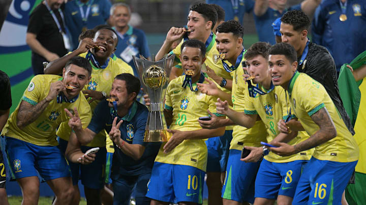 Brasil se recuperou durante o Sul-Americano Sub-20 para conquistar o título