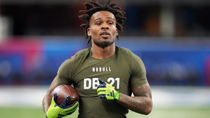 Mar 1, 2024; Indianapolis, IN, USA; Florida State defensive back Jarrian Jones (DB21) works out during the 2024 NFL Combine at Lucas Oil Stadium. Mandatory Credit: Kirby Lee-USA TODAY Sports