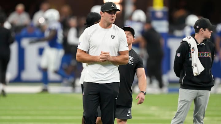 Oct 5, 2025; Indianapolis, Indiana, USA; Las Vegas Raiders tight end Brock Bowers (89) watches warm ups before a game against the Indianapolis Colts at Lucas Oil Stadium. Mandatory Credit: Christine Tannous-USA TODAY Network via Imagn Images