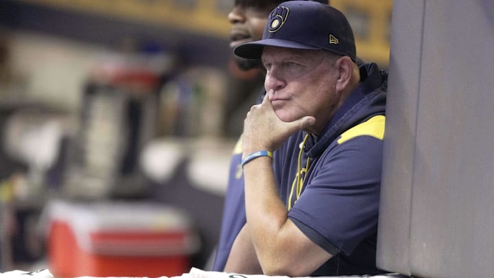 Sep 3, 2025; Milwaukee, Wisconsin, USA; Milwaukee Brewers manager Pat Murphy is shown during the first inning of their game against the Philadelphia Phillies at American Family Field. Mandatory Credit: Mark Hoffman-USA TODAY Network via Imagn Images Sep 3, 2025; Milwaukee, Wisconsin, USA; Milwaukee Brewers manager Pat Murphy is shown during the first inning of their game against the Philadelphia Phillies at American Family Field. Mandatory Credit: Mark Hoffman-USA TODAY Network via Imagn Images