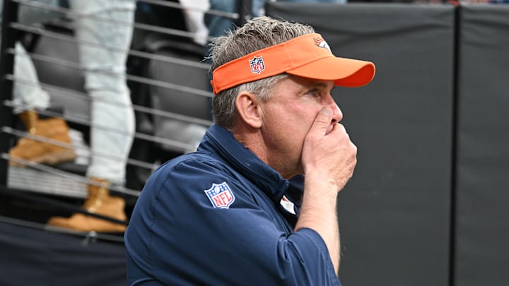 Denver Broncos v Las Vegas Raiders