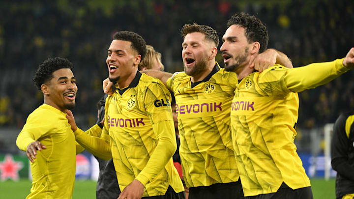 Der BVB feiert den Viertelfinal-Einzug