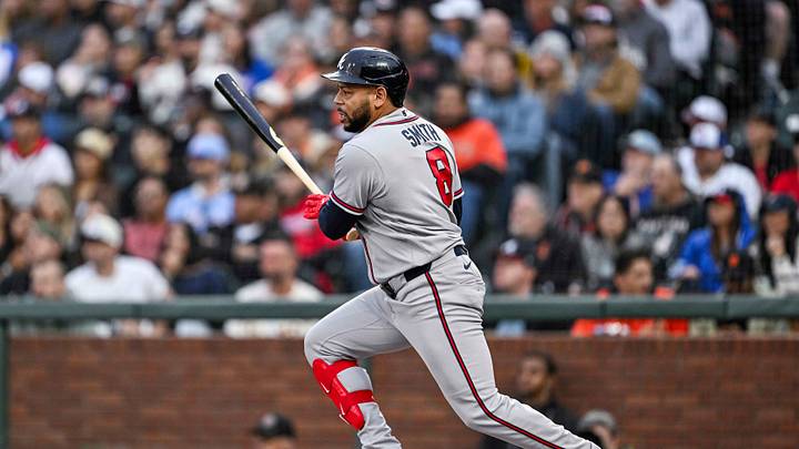 Jun 26, 2026; San Francisco, California, USA; Atlanta Braves designated hitter Dominic Smith (8) hits a RBI single to tie the game during the top of the second inning against the San Francisco Giants at Oracle Park. Mandatory Credit: Justine Willard-Imagn Images Jun 26, 2026; San Francisco, California, USA; Atlanta Braves designated hitter Dominic Smith (8) hits a RBI single to tie the game during the top of the second inning against the San Francisco Giants at Oracle Park. Mandatory Credit: Justine Willard-Imagn Images