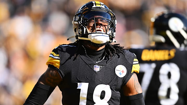 Cleveland Browns v Pittsburgh Steelers