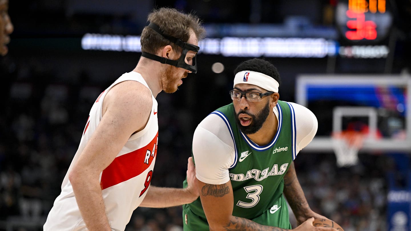 3-team trade idea that sends Anthony Davis to Raptors could be package Mavericks want