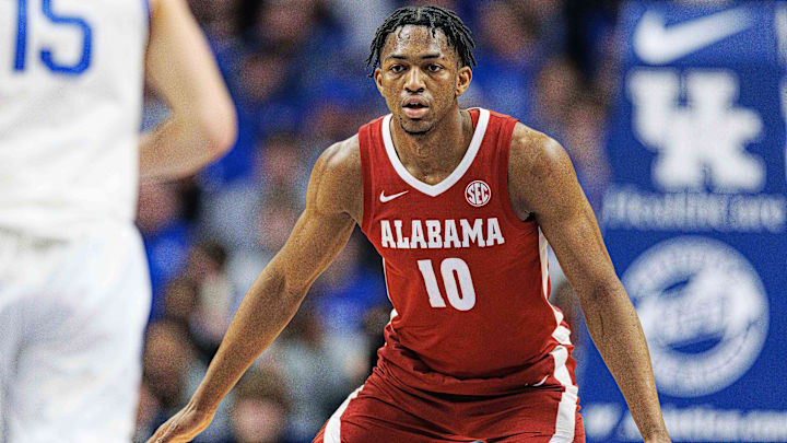 Feb 24, 2024; Lexington, Kentucky, USA; Alabama Crimson Tide forward Mouhamed Dioubate (10) gets set on defense during the first half against the Kentucky Wildcats at Rupp Arena at Central Bank Center. Mandatory Credit: Jordan Prather-Imagn Images Feb 24, 2024; Lexington, Kentucky, USA; Alabama Crimson Tide forward Mouhamed Dioubate (10) gets set on defense during the first half against the Kentucky Wildcats at Rupp Arena at Central Bank Center. Mandatory Credit: Jordan Prather-Imagn Images