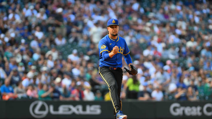 Seattle Mariners starting pitcher Luis Castillo (58) pumps his fist after the final out of the first inning against the New York Mets at T-Mobile Park on Aug 11.