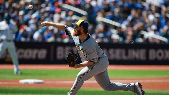 Milwaukee Brewers v Toronto Blue Jays Milwaukee Brewers v Toronto Blue Jays