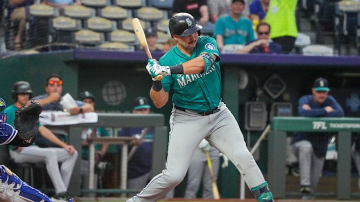 Sep 17, 2025; Kansas City, Missouri, USA; Seattle Mariners designated hitter Cal Raleigh (29) at bat against the Kansas City Royals during the first inning at Kauffman Stadium. Mandatory Credit: Denny Medley-Imagn Images Sep 17, 2025; Kansas City, Missouri, USA; Seattle Mariners designated hitter Cal Raleigh (29) at bat against the Kansas City Royals during the first inning at Kauffman Stadium. Mandatory Credit: Denny Medley-Imagn Images