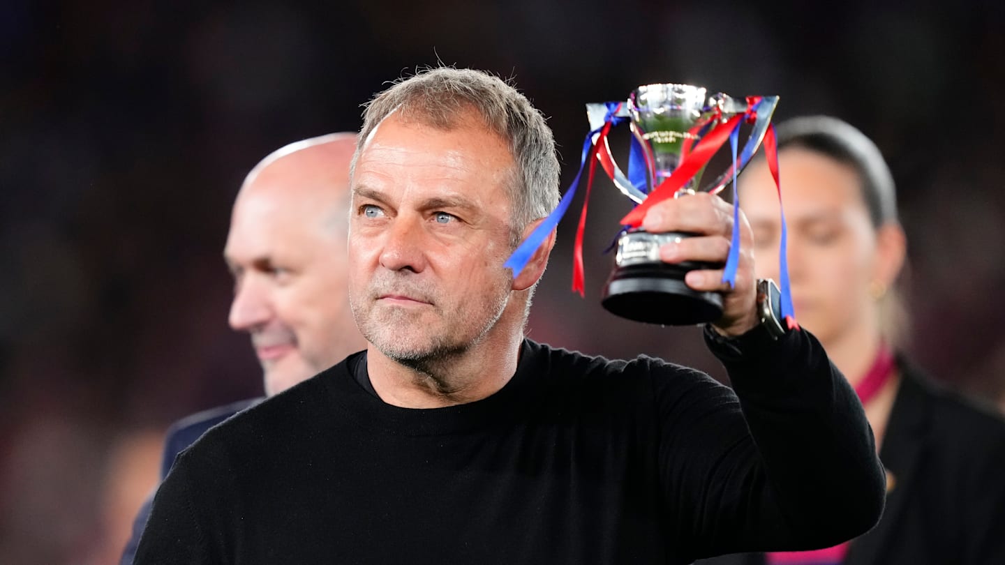 FC Barcelone : Hansi Flick fait une énorme annonce sur son avenir au Barça