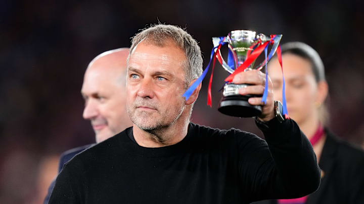 Hansi Flick et le FC Barcelone ont remporté la Liga dimanche soir. 