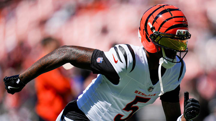 Cincinnati Bengals wide receiver Tee Higgins (5) runs a route during warmups before the NFL Week 1 game between the Cleveland Browns and the Cincinnati Bengals at Huntington Bank Field in Cleveland on Sunday, Sept. 7, 2025.