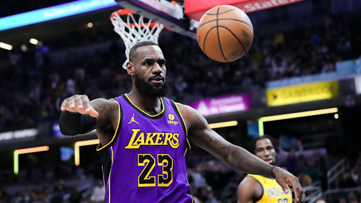 Los Angeles Lakers v Indiana Pacers