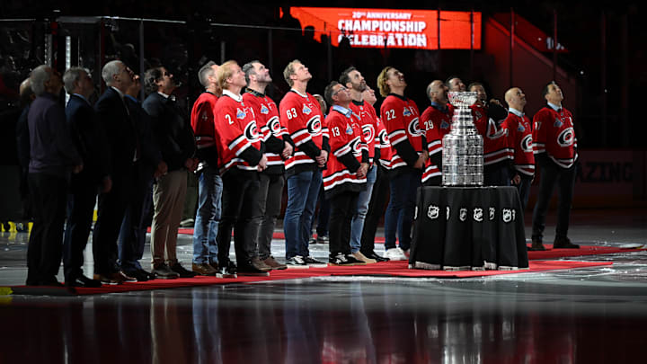 NHL: DEC 09 Blue Jackets at Hurricanes NHL: DEC 09 Blue Jackets at Hurricanes