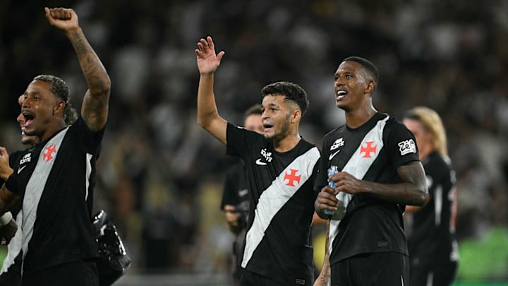 Adson deve ser um dos titulares do Vasco contra o Paysandu