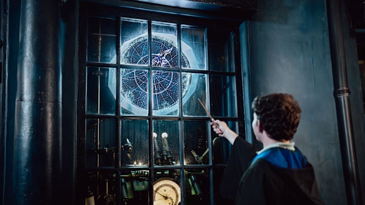 Enhanced Wand Magic in The Wizarding World of Harry Potter at Universal Orlando Resort. Image courtesy Universal Orlando, Nick Torontali