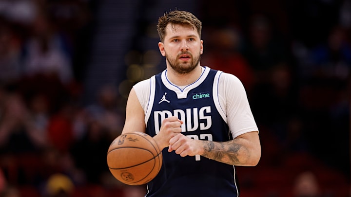 Dallas Mavericks v Houston Rockets