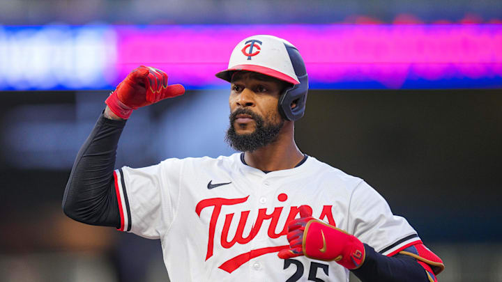 Jun 25, 2025; Minneapolis, Minnesota, USA; Minnesota Twins outfielder Byron Buxton (25) celebrates his single against the Seattle Mariners in the sixth inning at Target Field. Mandatory Credit: Brad Rempel-Imagn Images Jun 25, 2025; Minneapolis, Minnesota, USA; Minnesota Twins outfielder Byron Buxton (25) celebrates his single against the Seattle Mariners in the sixth inning at Target Field. Mandatory Credit: Brad Rempel-Imagn Images