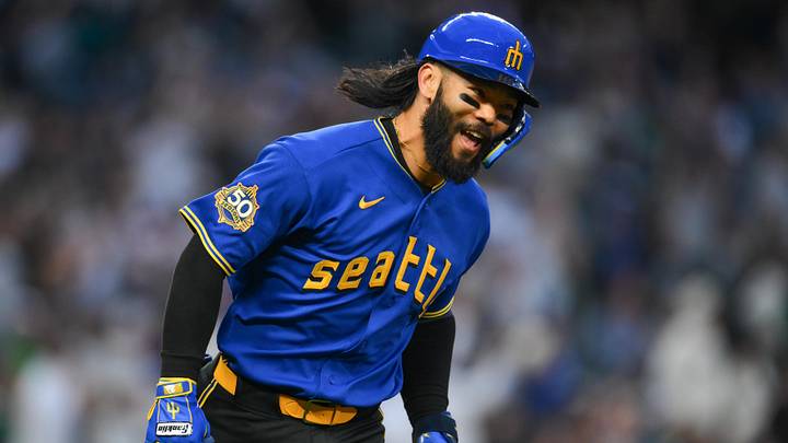 May 1, 2026; Seattle, Washington, USA; Seattle Mariners right fielder Connor Joe (9) runs the bases after hitting a home run against the Kansas City Royals during the fifth inning at T-Mobile Park. Mandatory Credit: Steven Bisig-Imagn Images May 1, 2026; Seattle, Washington, USA; Seattle Mariners right fielder Connor Joe (9) runs the bases after hitting a home run against the Kansas City Royals during the fifth inning at T-Mobile Park. Mandatory Credit: Steven Bisig-Imagn Images