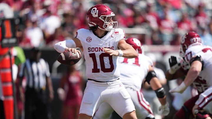 Sep 13, 2025; Philadelphia, Pennsylvania, USA; Oklahoma Sooners quarterback John Mateer (10) throws a pass against the Temple Owls in the first half at Lincoln Financial Field. Mandatory Credit: Kyle Ross-Imagn Images