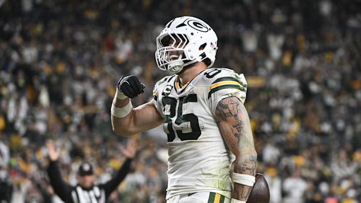 Oct 26, 2025; Pittsburgh, Pennsylvania, USA; Green Bay Packers tight end Tucker Kraft (85) celebrates his touchdown against the Pittsburgh Steelers during the fourth quarter at Acrisure Stadium. Mandatory Credit: Barry Reeger-Imagn Images