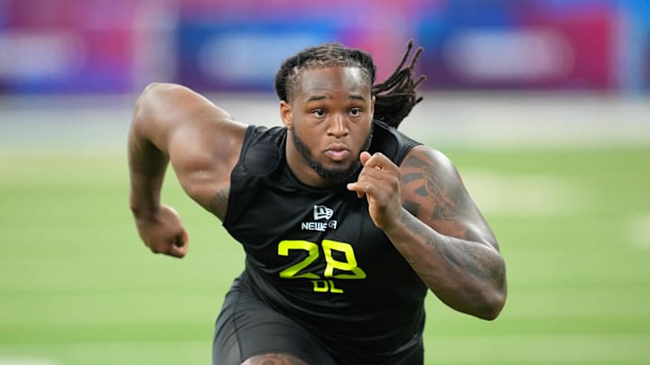 Feb 27, 2025; Indianapolis, IN, USA; Maryland defensive lineman Jordan Phillips (DL28) participates in drills during the 2025 NFL Combine at Lucas Oil Stadium. Mandatory Credit: Kirby Lee-Imagn Images Feb 27, 2025; Indianapolis, IN, USA; Maryland defensive lineman Jordan Phillips (DL28) participates in drills during the 2025 NFL Combine at Lucas Oil Stadium. Mandatory Credit: Kirby Lee-Imagn Images