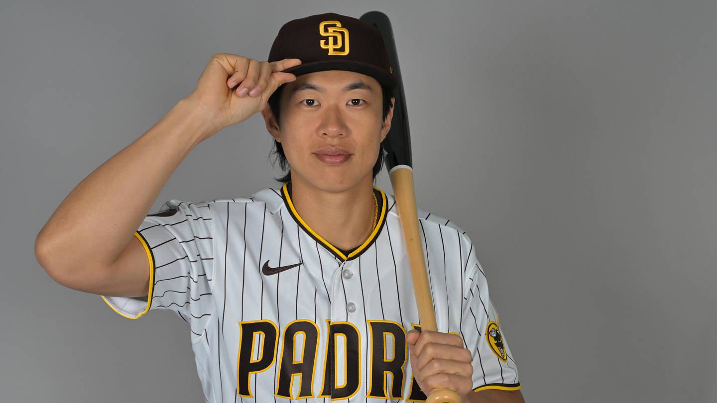 Korean Insider Reports Padres Calling Up Sung-Mun Song in Surprise Move