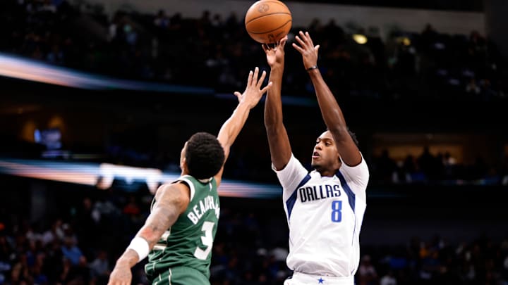 Milwaukee Bucks v Dallas Mavericks