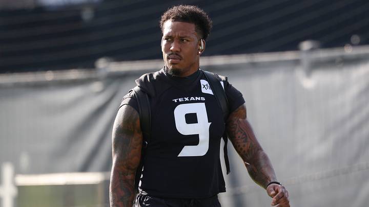 Jul 30, 2026; Houston, Texas, USA;  Houston Texans tight end Brevin Jordan (9) during training camp at Houston Methodist Training Center. Mandatory Credit: Troy Taormina-Imagn Images