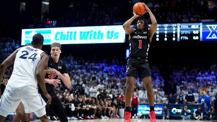 Cincinnati Bearcats meet rival Xavier Musketeers in Crosstown Shootout at Cintas Center in 2023