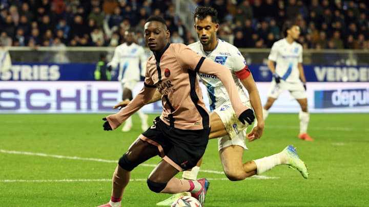 AJ Auxerre v Paris Saint-Germain - Ligue 1 McDonald's