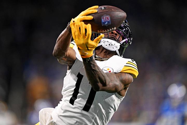 Pittsburgh Steelers wide receiver Marquez Valdes-Scantling Pittsburgh Steelers wide receiver Marquez Valdes-Scantling