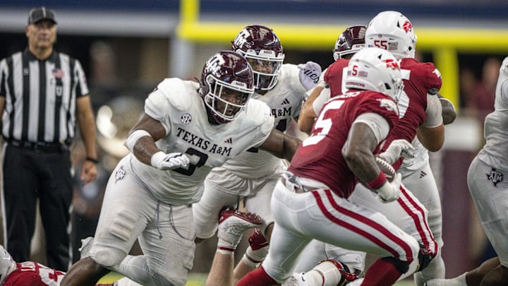 Sep 30, 2023; Arlington, Texas, USA; Texas A&M Aggies defensive lineman McKinnley Jackson (3)