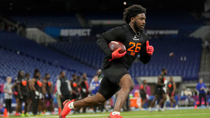 Mar 1, 2025; Indianapolis, IN, USA; Tennessee running back Dylan Sampson (RB26) during the 2025 NFL Combine at Lucas Oil Stadium. Mandatory Credit: Kirby Lee-Imagn Images