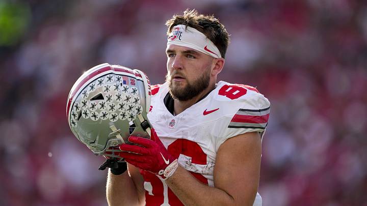 Oct 18, 2025; Madison, Wisconsin, USA;  Ohio State Buckeyes tight end Max Klare (86) during the game against the Wisconsin Badgers at Camp Randall Stadium. Mandatory Credit: Jeff Hanisch-Imagn Images