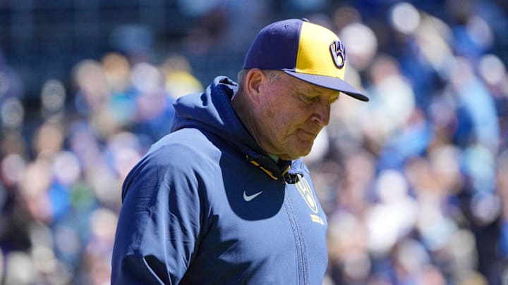 Apr 5, 2026; Kansas City, Missouri, USA; Milwaukee Brewers manager Pat Murphy (49) returns to the dugout against the Kansas City Royals after a visit to second base for an injured player during the seventh inning at Kauffman Stadium. Mandatory Credit: Denny Medley-Imagn Images