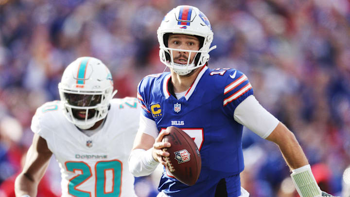 Miami Dolphins v Buffalo Bills