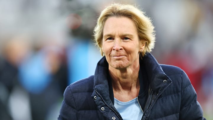 DFB-Trainerin Martina Voss-Tecklenburg lobt die Nachwuchsarbeit im Frauenfußballbereich.