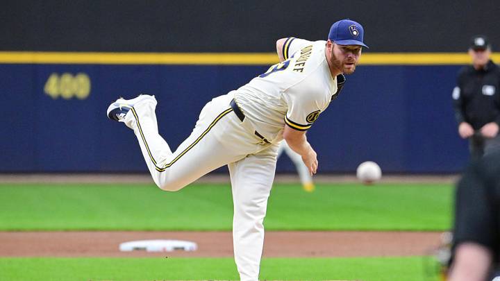 Apr 30, 2026; Milwaukee, Wisconsin, USA; Milwaukee Brewers starting pitcher Brandon Woodruff (53) throws a pitch in the first inning against the Arizona Diamondbacks at American Family Field. Mandatory Credit: Benny Sieu-Imagn Images Apr 30, 2026; Milwaukee, Wisconsin, USA; Milwaukee Brewers starting pitcher Brandon Woodruff (53) throws a pitch in the first inning against the Arizona Diamondbacks at American Family Field. Mandatory Credit: Benny Sieu-Imagn Images