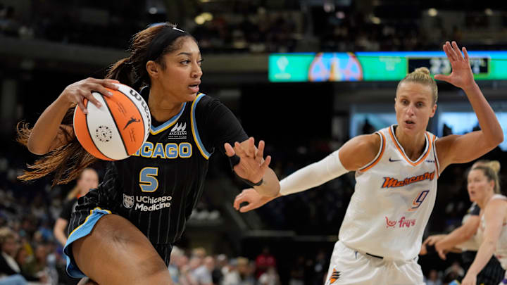 Phoenix Mercury v Chicago Sky