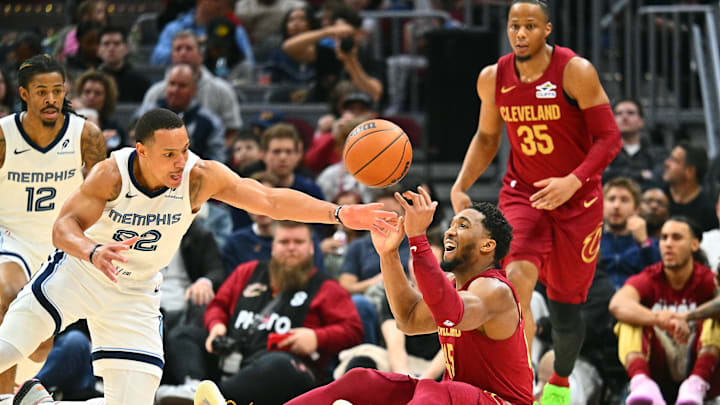 Memphis Grizzlies v Cleveland Cavaliers