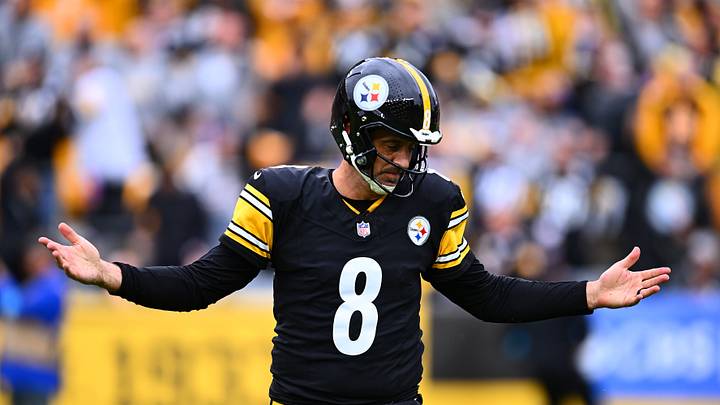 Indianapolis Colts v Pittsburgh Steelers Indianapolis Colts v Pittsburgh Steelers