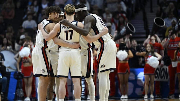 Gonzaga Bulldogs players huddle before a second round game of the men's 2026 NCAA Tournament against the Texas Longhorns at Moda Center.