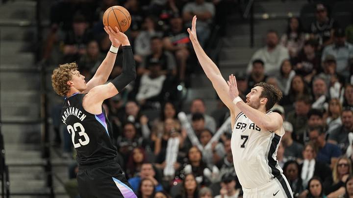 Dec 27, 2025; San Antonio, Texas, USA; Utah Jazz forward Lauri Markkanen (23) shoots over San Antonio Spurs center Luke Kornet (7) during the second half at Frost Bank Center. Mandatory Credit: Scott Wachter-Imagn Images Dec 27, 2025; San Antonio, Texas, USA; Utah Jazz forward Lauri Markkanen (23) shoots over San Antonio Spurs center Luke Kornet (7) during the second half at Frost Bank Center. Mandatory Credit: Scott Wachter-Imagn Images