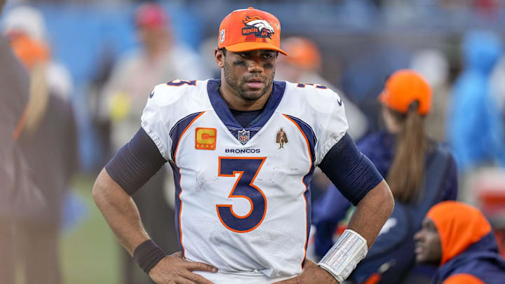 Nov 27, 2022; Charlotte, North Carolina, USA; Denver Broncos quarterback Russell Wilson (3) watches