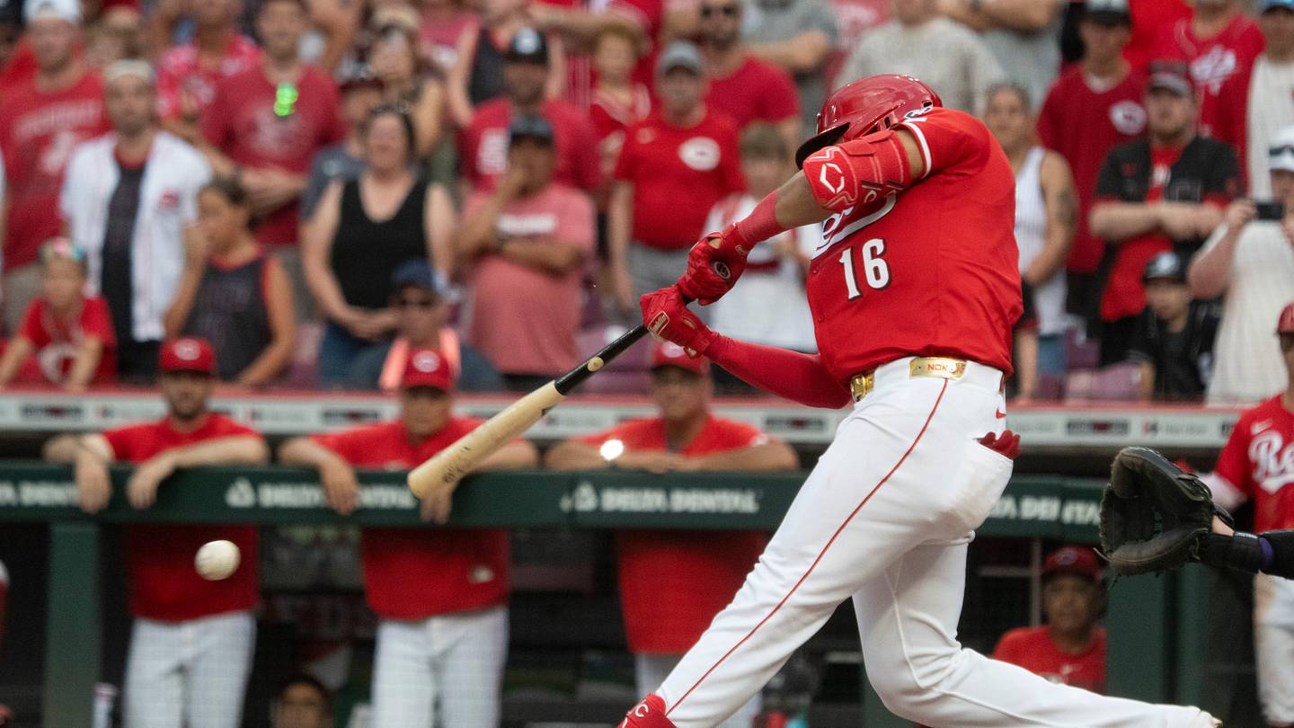 Cincinnati Reds Infielder Gets Start at New Position on Sunday