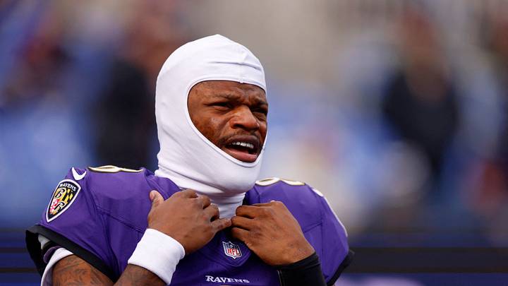 Dec 7, 2025; Baltimore, Maryland, USA; Baltimore Ravens quarterback Lamar Jackson (8) looks on during warmups before the game between the Pittsburgh Steelers and Baltimore Ravens at M&T Bank Stadium. Mandatory Credit: Peter Casey-Imagn Images Dec 7, 2025; Baltimore, Maryland, USA; Baltimore Ravens quarterback Lamar Jackson (8) looks on during warmups before the game between the Pittsburgh Steelers and Baltimore Ravens at M&T Bank Stadium. Mandatory Credit: Peter Casey-Imagn Images