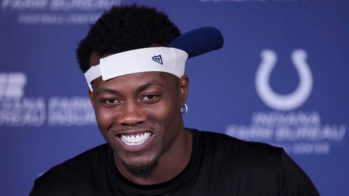 Indianapolis Colts defensive end Arden Key speaks to media 