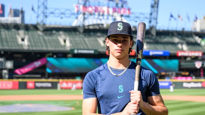 Seattle Mariners first-round draft pick Johnny Farmelo during batting practice prior to the game against the Minnesota Twins at T-Mobile Park in 2023. Seattle Mariners first-round draft pick Johnny Farmelo during batting practice prior to the game against the Minnesota Twins at T-Mobile Park in 2023.